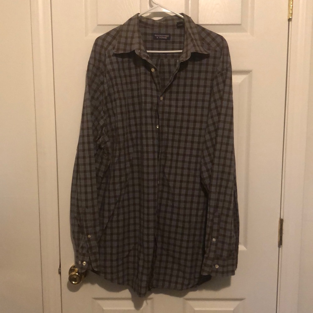 2XL men’s button down shirt